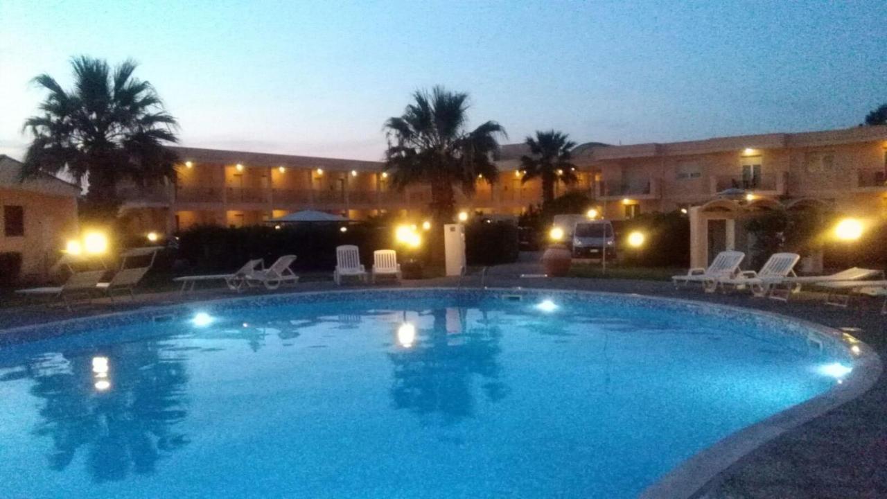 Hotel Minerva Brindisi Exterior foto
